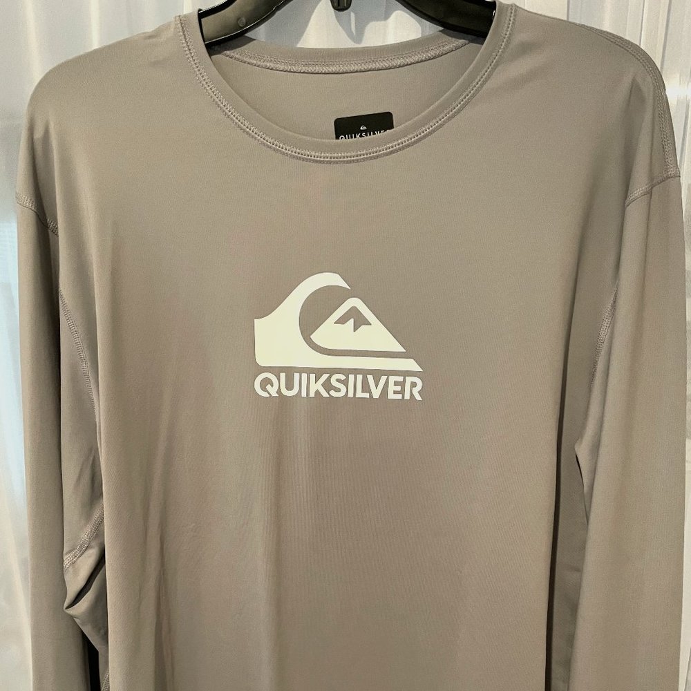 Quicksilver Rash Guard - Loose Fit